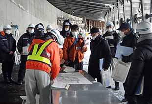 一般国道107号地すべり災害対応（西和賀町 大石）